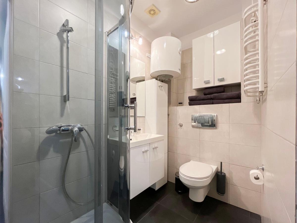 Heart Of Wroclaw - Spacious 3Rooms 75M2 As Home Apartamenty R243 Exteriér fotografie